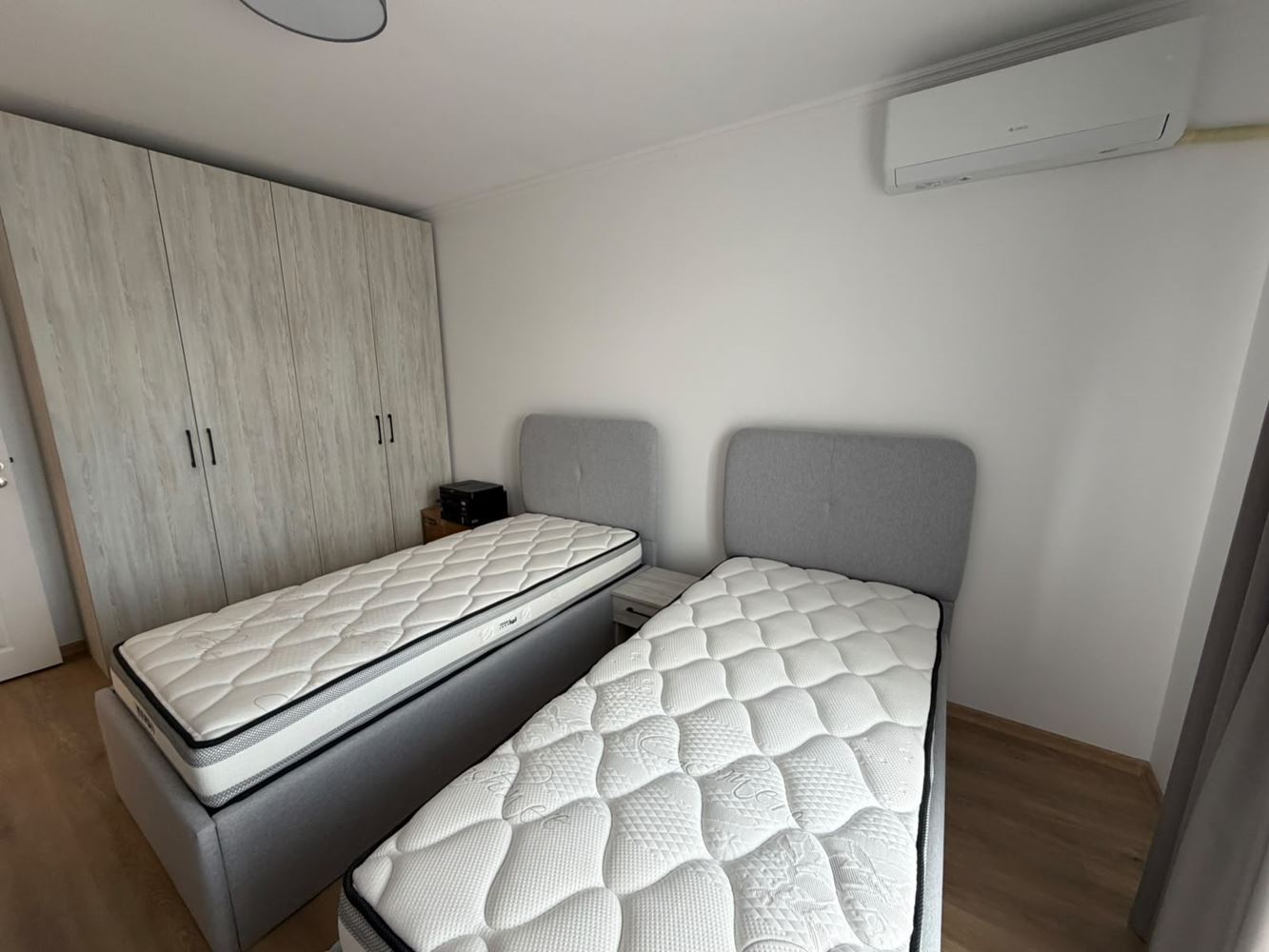 Luxuriöses Apartment mit zwei Schlafzimmern in einer neuen Wohnanlage nahe Sonnenstrand – Komfort, Sicherheit und hervorragende Investition