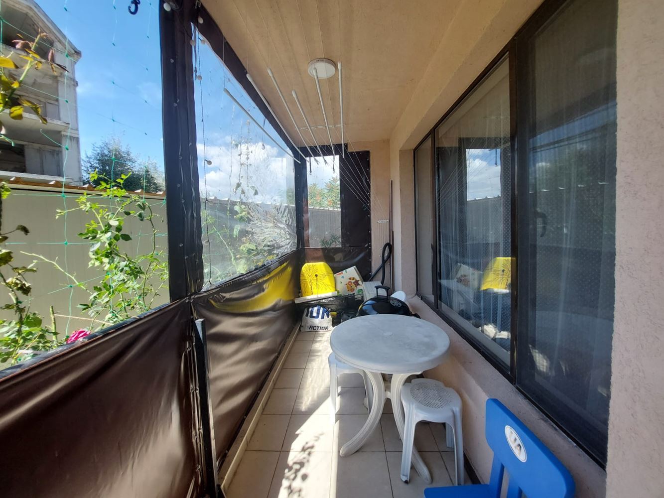 Geräumige Ein-Schlafzimmer-Wohnung mit ausgezeichneten Annehmlichkeiten – Sonnenstrand