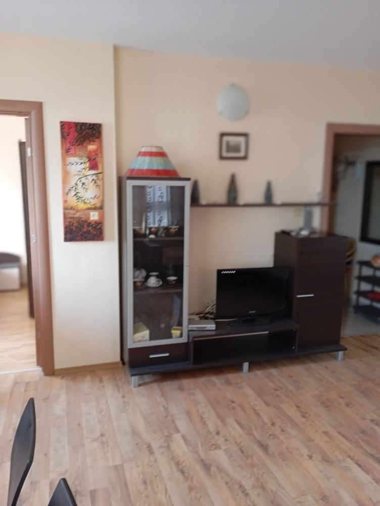 Voll möblierte Ein-Zimmer-Wohnung 200 m vom Strand in Ravda entfernt – Ruhe, Grün und Komfort in einer kleinen Anlage