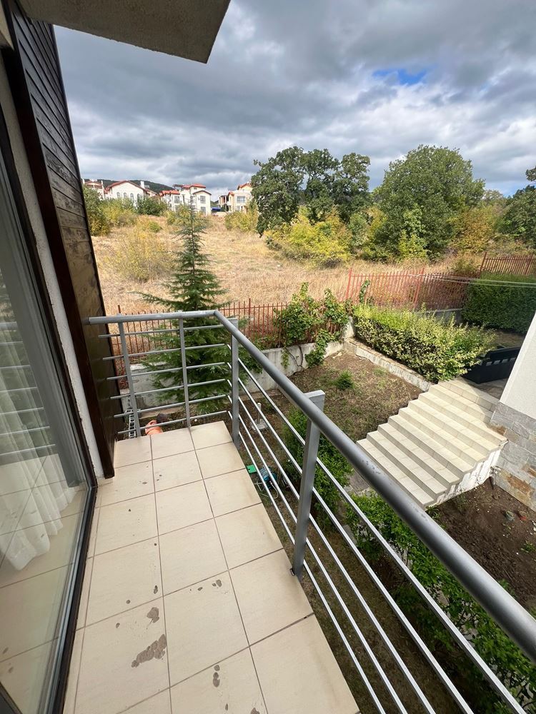 Wohnung mit zwei Schlafzimmern in einem modernen Komplex – vollständig möbliert und bereit für Ihr neues Leben