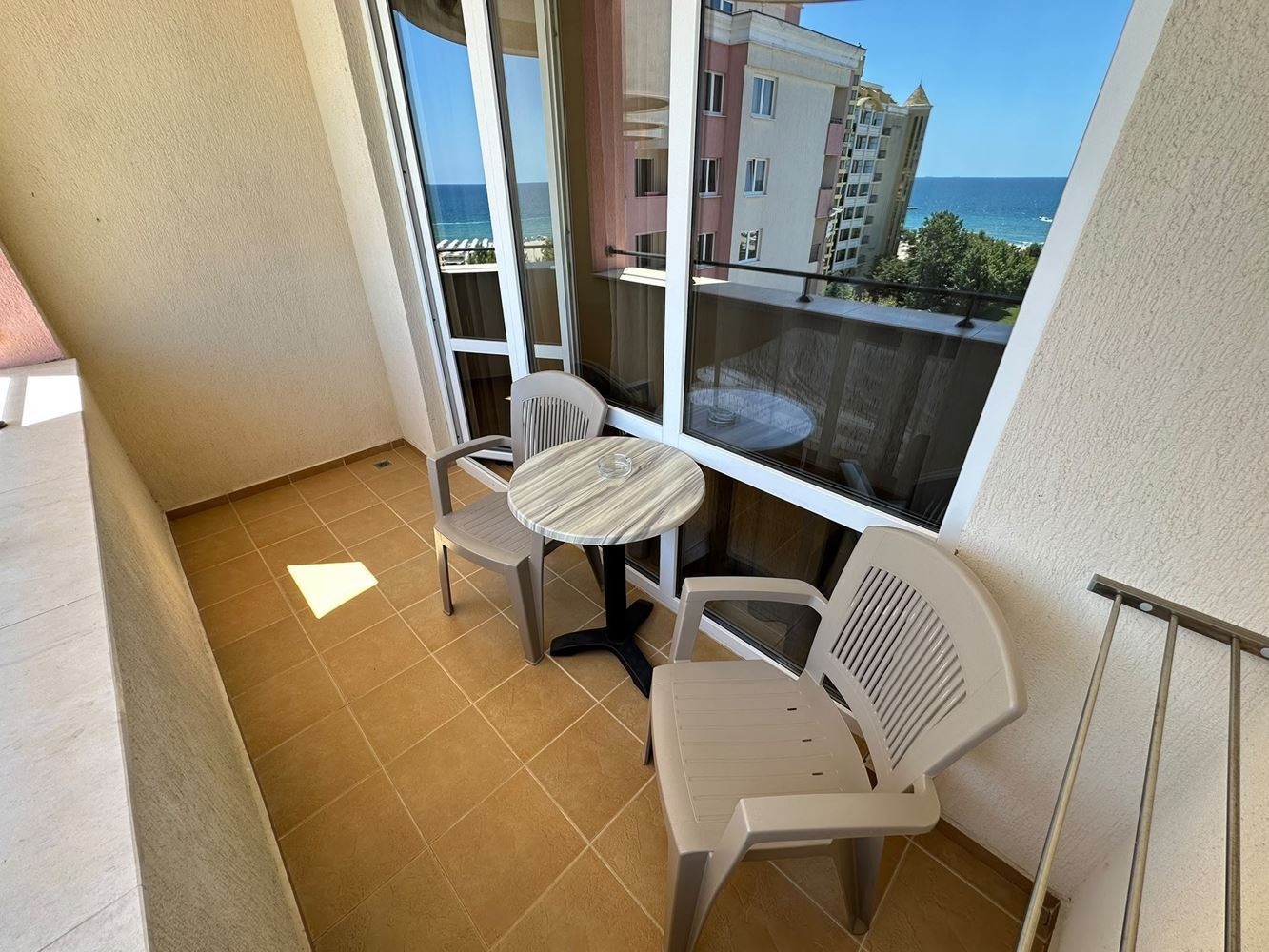 Wohnung mit beeindruckendem Meerespanorama in erster Reihe in Sonnenstrand