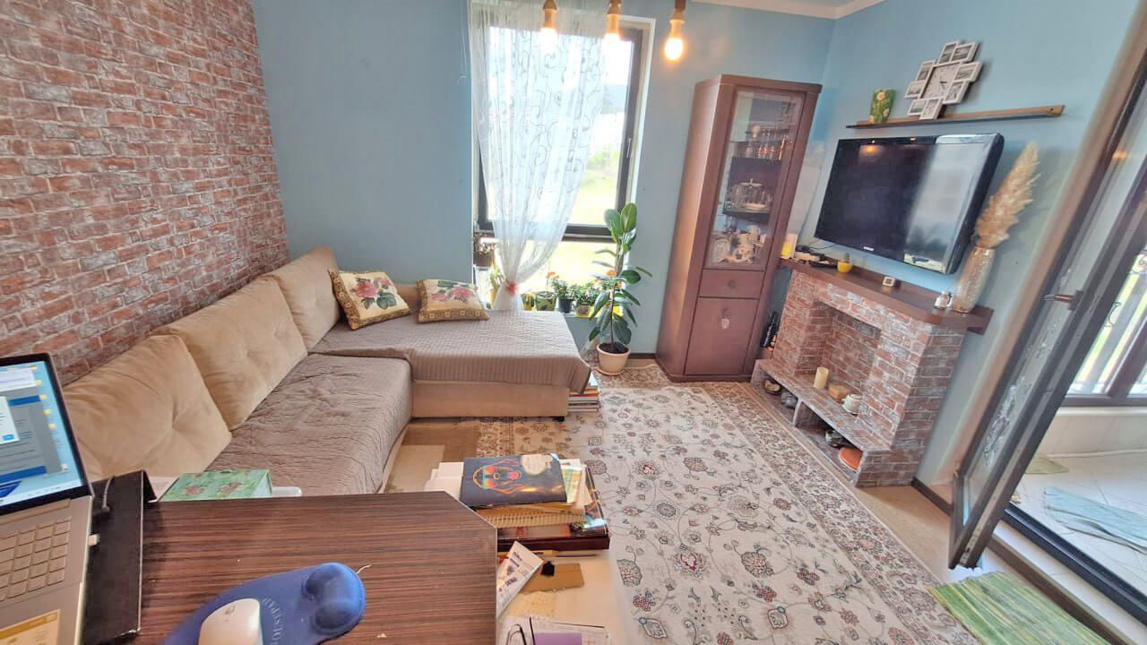 Stilvolle Zweizimmerwohnung nur 300 Meter vom Meer in Sveti Vlas entfernt