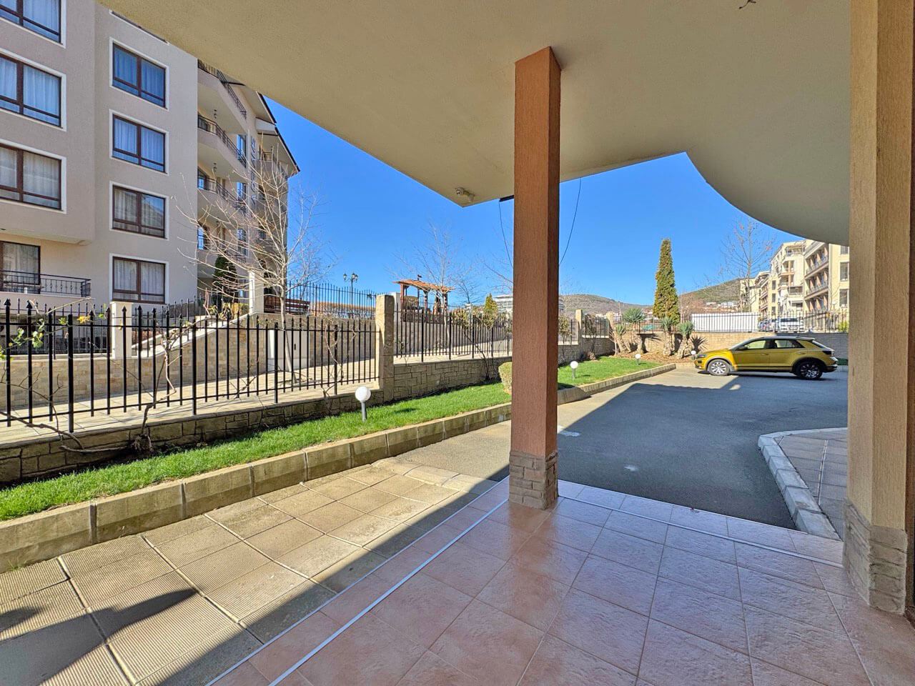 Einzimmerapartment in Sveti Vlas – Gemütlichkeit, Komfort und vollständig möblierte Wohnung in einer prestigeträchtigen Anlage