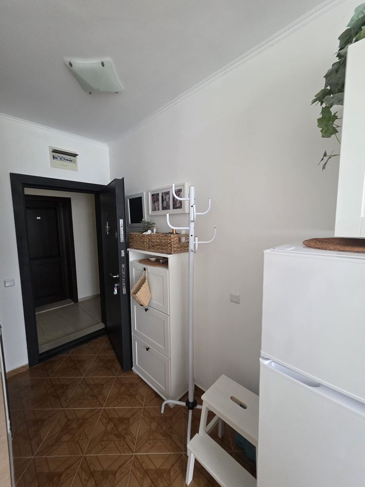 Möbliertes Studio-Apartment in Sonnenstrand mit Pool, Parkplatz und ganzjähriger Sicherheit