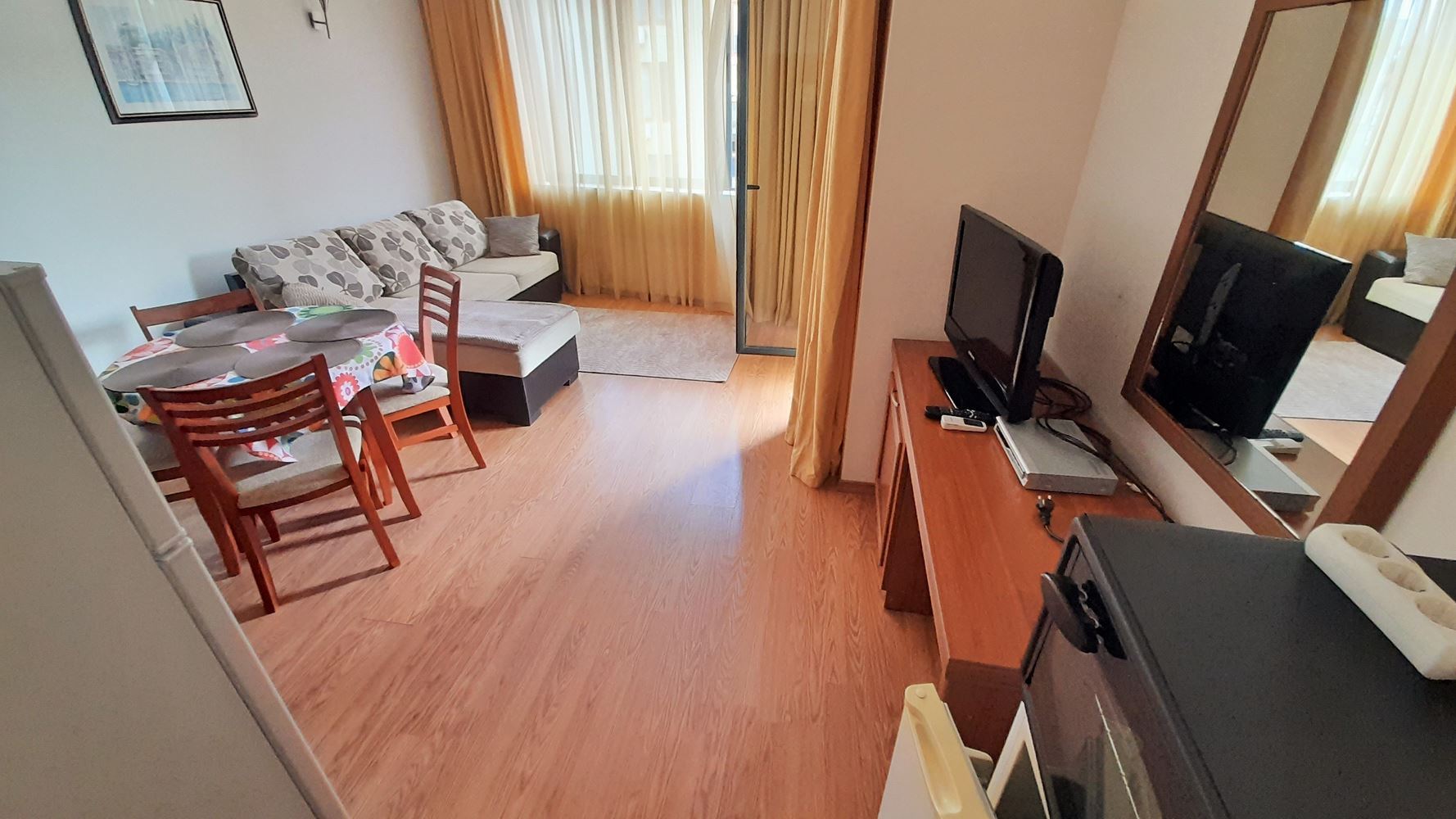 Geräumige Wohnung mit einem Schlafzimmer in Sonnenstrand – ausgezeichnete Wahl als Zuhause und Investition