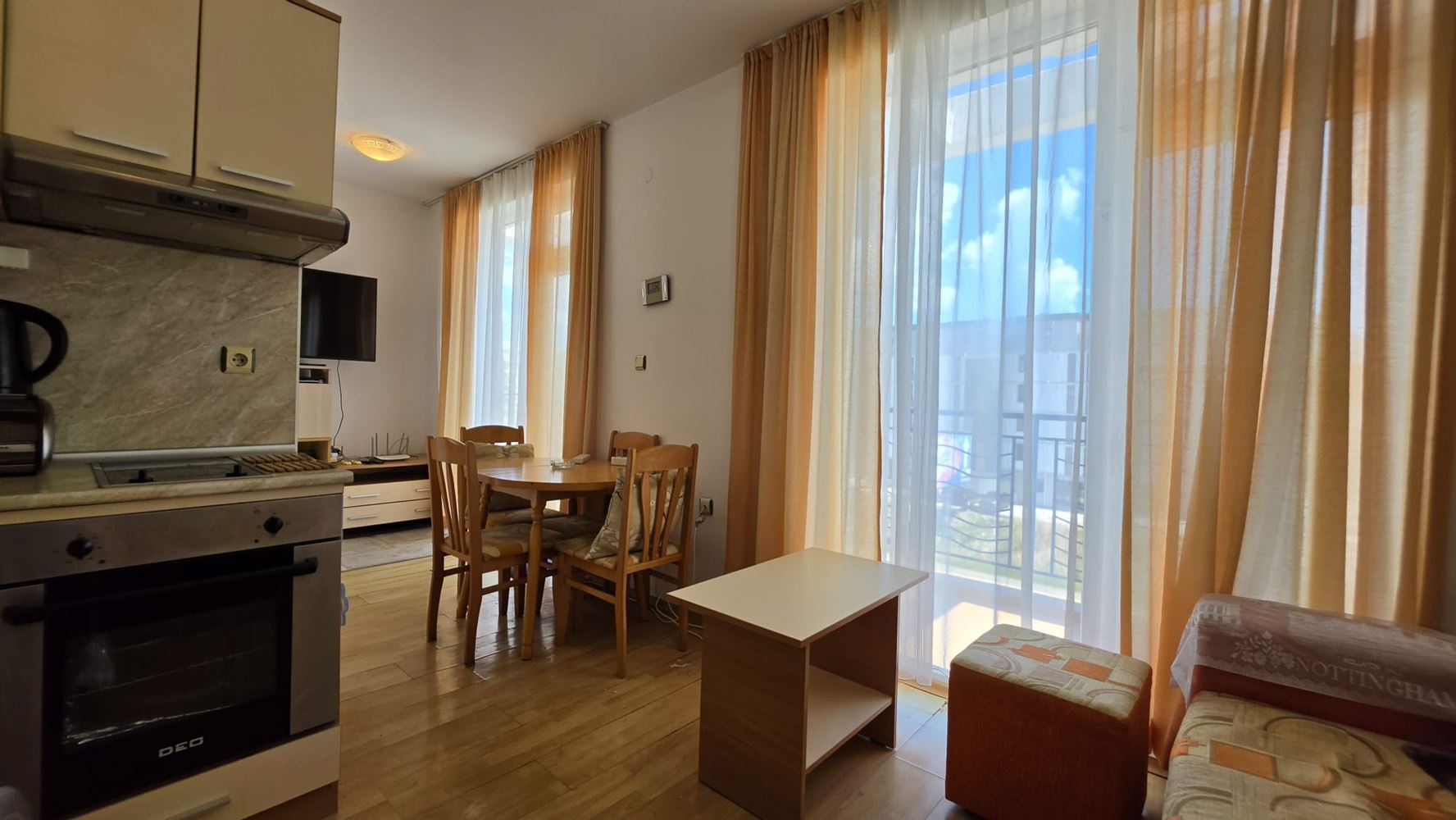 Zweizimmerwohnung in Sonnenstrand mit ausgezeichneter Infrastruktur und professioneller Verwaltung