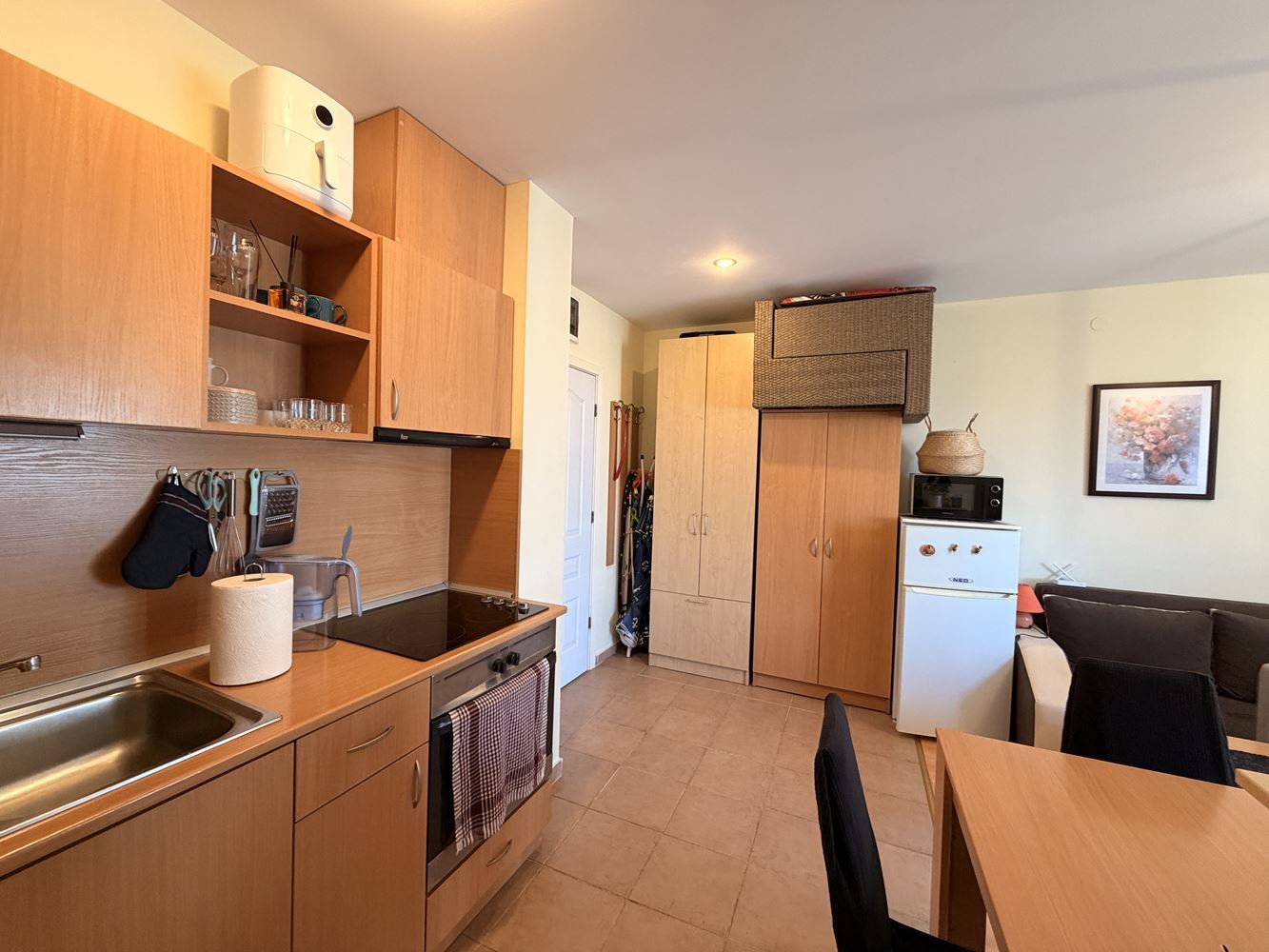 Gemütliche 2-Zimmer-Wohnung in Sonnenstrand – schöner Blick auf den Pool und eine ausgezeichnete Anlage für Erholung und Investition