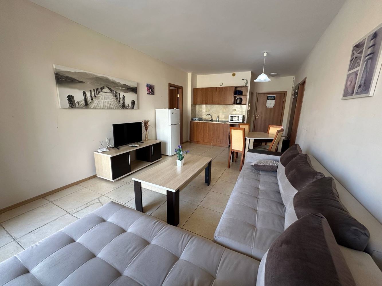 Luxus am Meer in erster Reihe – geräumiges Apartment mit zwei Schlafzimmern und Meerblick in Aheloy
