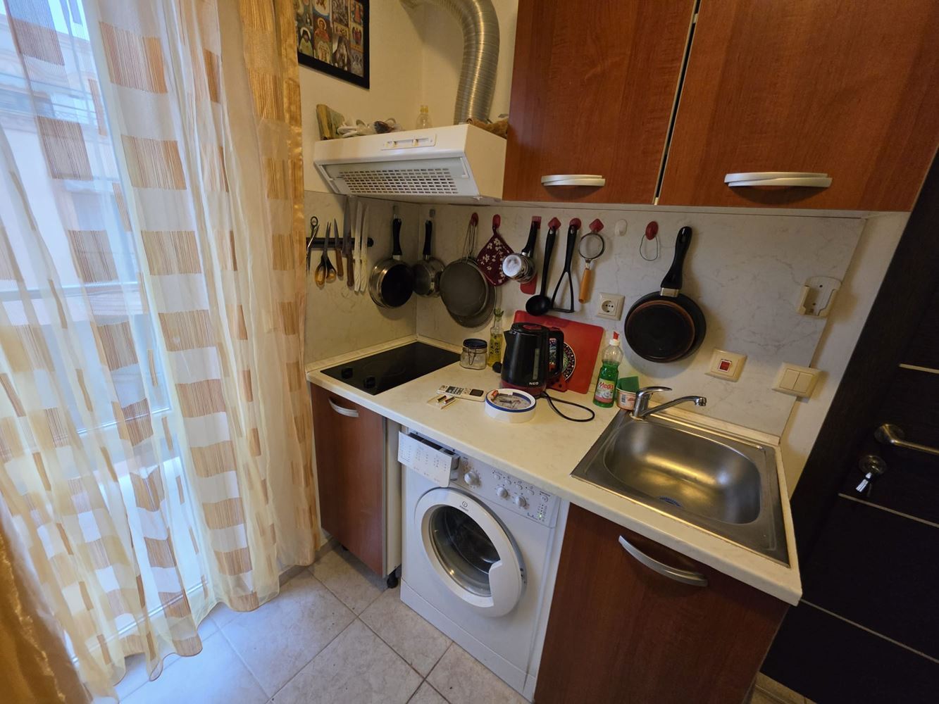 Kompaktes möbliertes Studio in einem gepflegten Komplex in Sonnenstrand – ausgezeichnete Investition am Meer