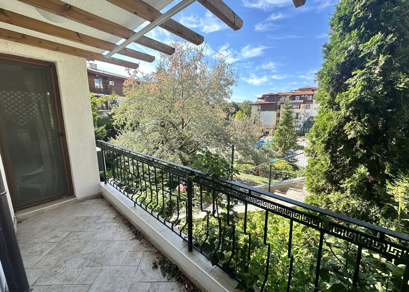 2-Zimmer-Wohnung in erster Meereslinie in Sveti Vlas – Gemütlichkeit und maritimes Ambiente