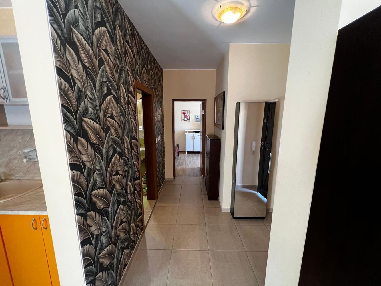Gemütliche Wohnung mit einem Schlafzimmer in Sarafovo – eigener Eingang, keine Wartungsgebühr, ideal für ganzjähriges Wohnen