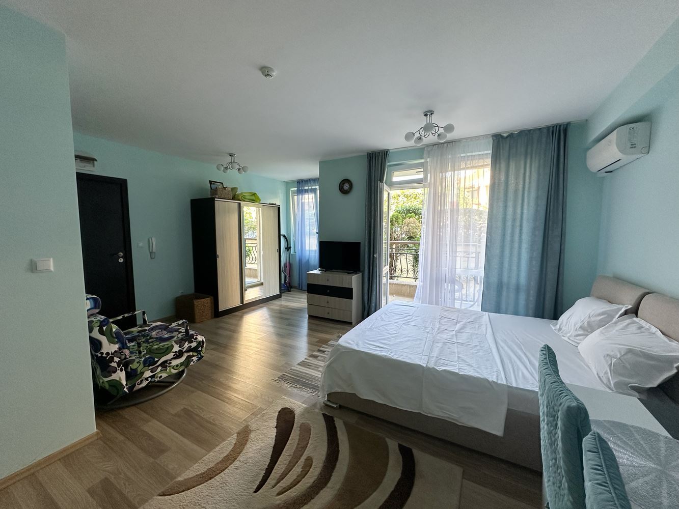 Studio in Sveti Vlas – Ruhe, Grün und hervorragende Lage nahe dem Meer