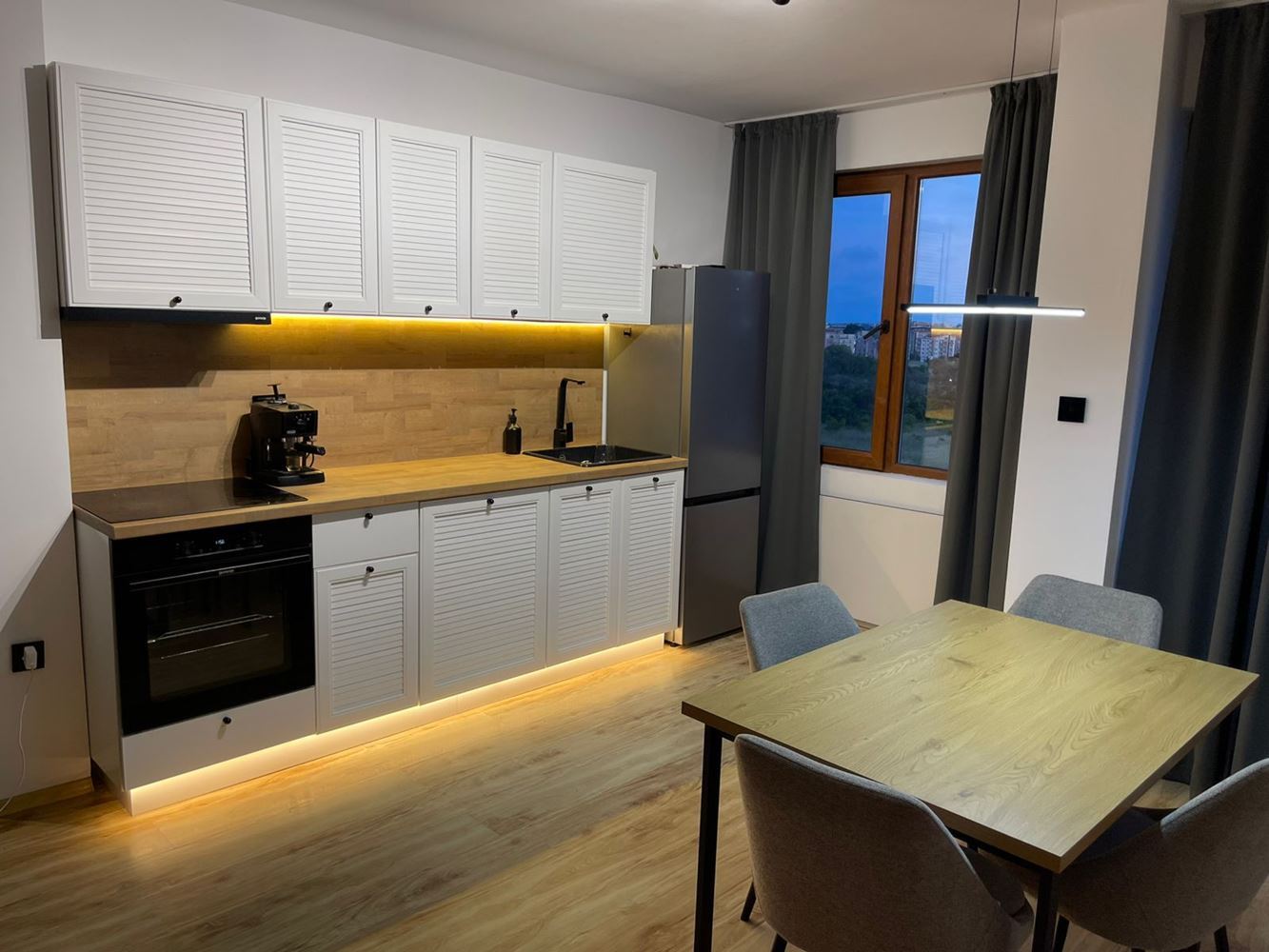 Stilvolles Studio mit moderner Ausstattung und teilweisem Meerblick in Sonnenstrand
