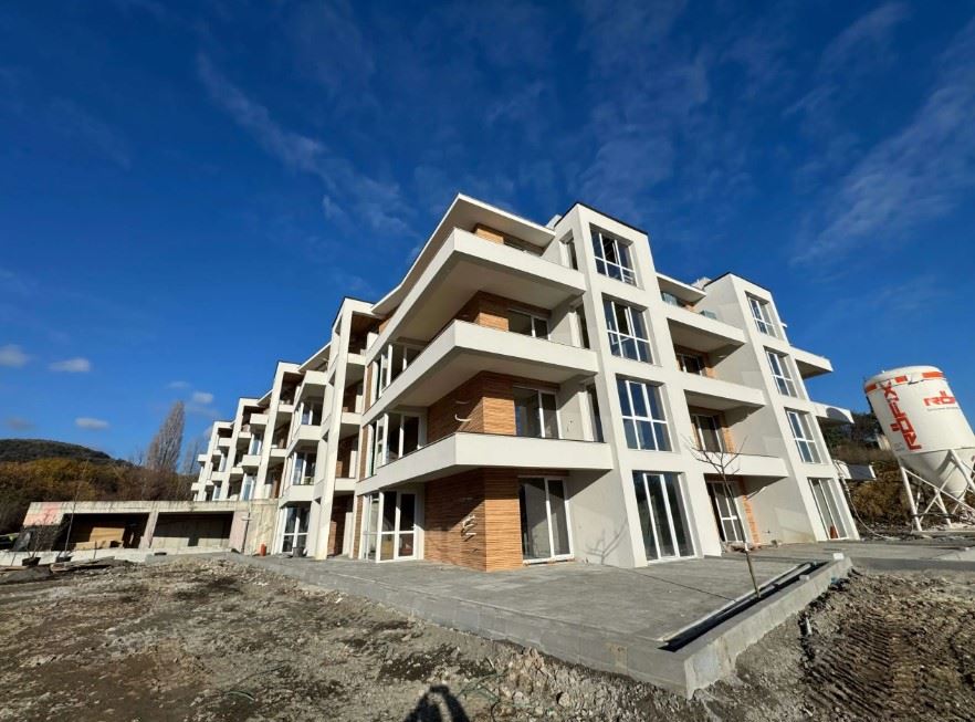 Geräumiges Studio mit Meerblick in Sveti Vlas – Fertigstellung nach Ihrem Geschmack möglich