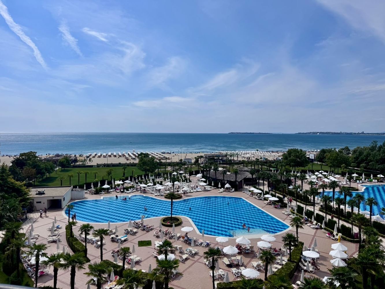 Zweizimmerwohnung in erster Meereslinie mit Panoramablick auf das Meer in Sonnenstrand