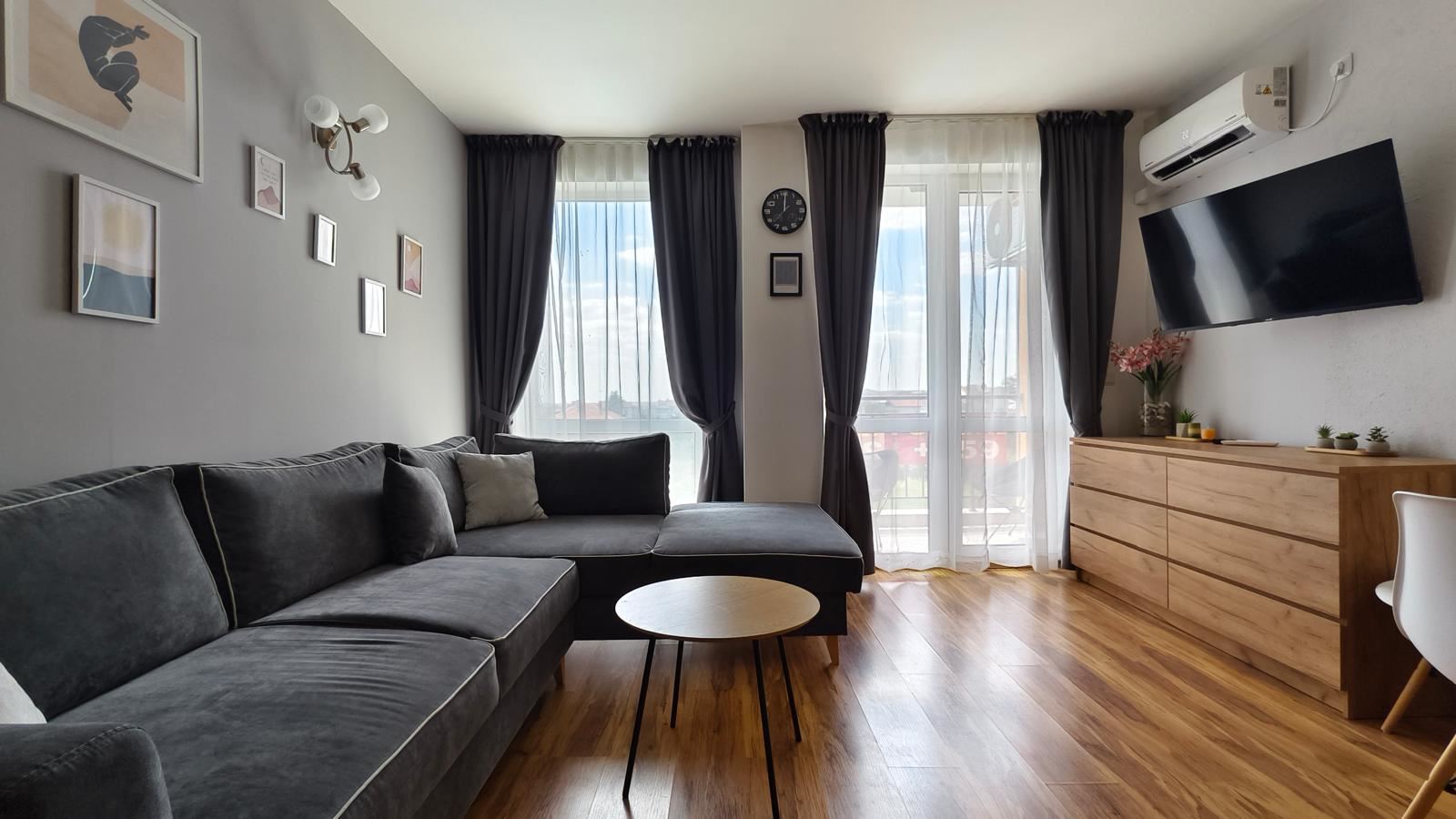Geräumiges, modern möbliertes Studio mit separatem Schlafzimmer in einer Wohnanlage in Aheloy – Bezugsfertig