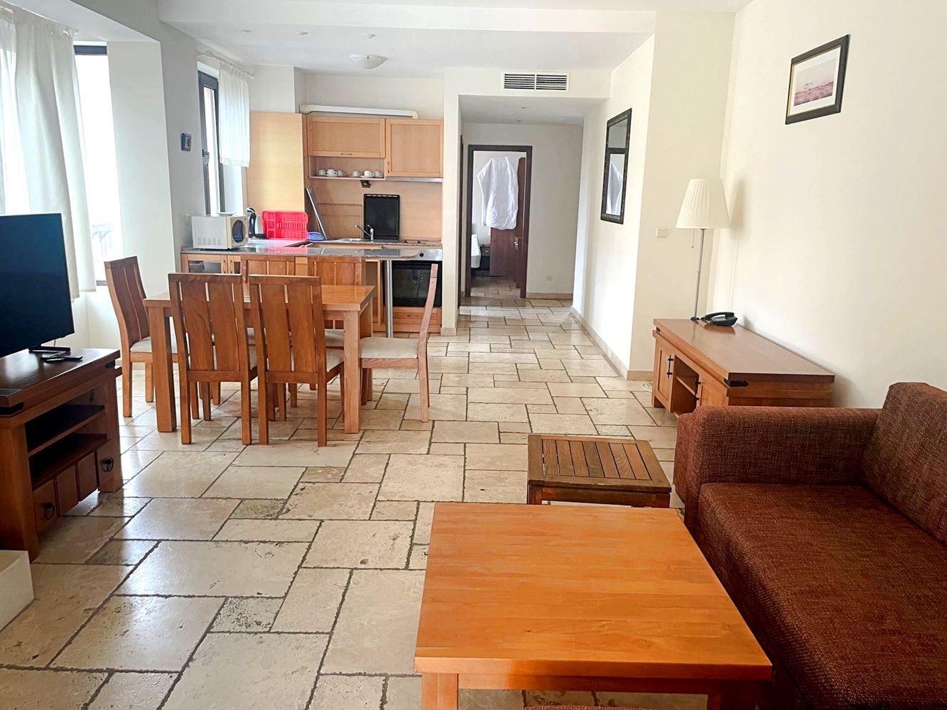 Geräumige möblierte 3-Zimmer-Wohnung mit Meerblick nahe Balchik – Komfort inmitten der Natur und der Golf Riviera