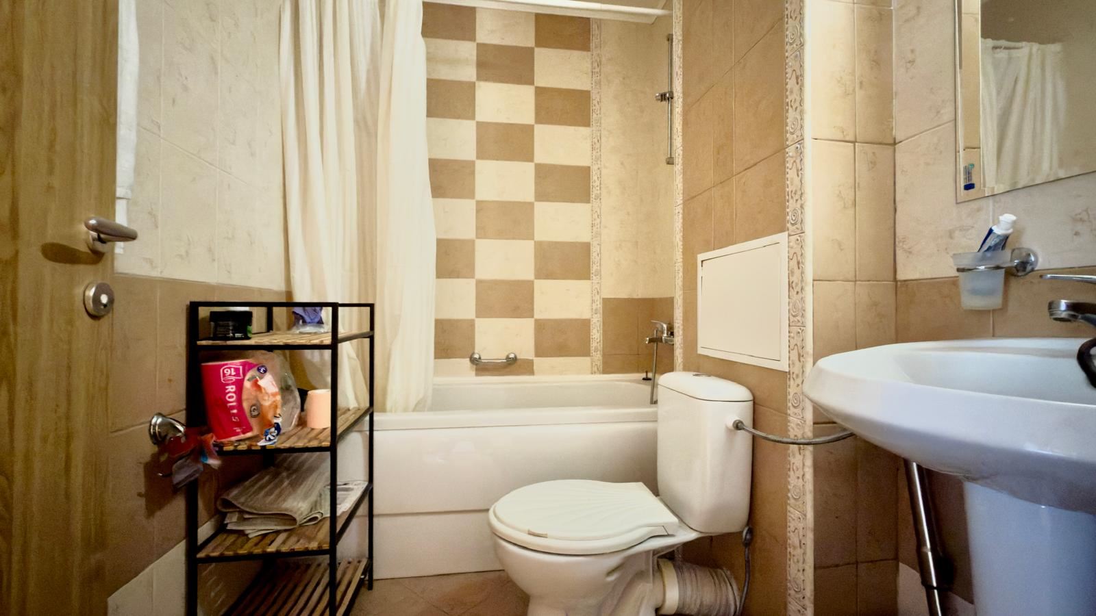 Geräumige Drei-Zimmer-Wohnung in einer luxuriösen Anlage in Sonnenstrand