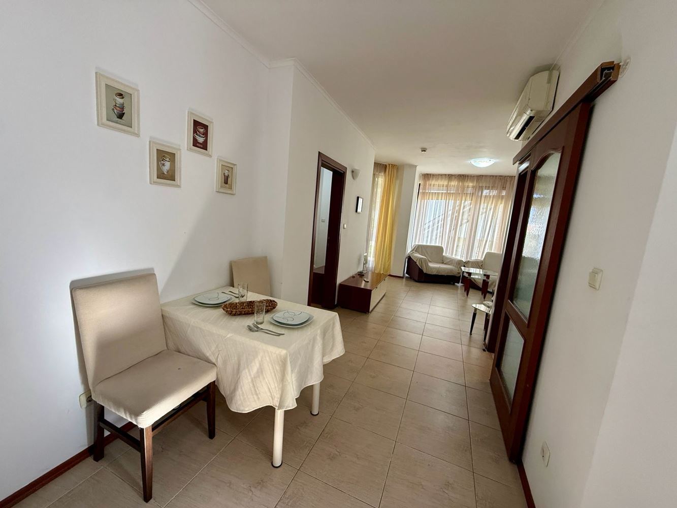 Gemütliche Zweizimmerwohnung mit Garten und hervorragenden Annehmlichkeiten in der Region Sunny Beach