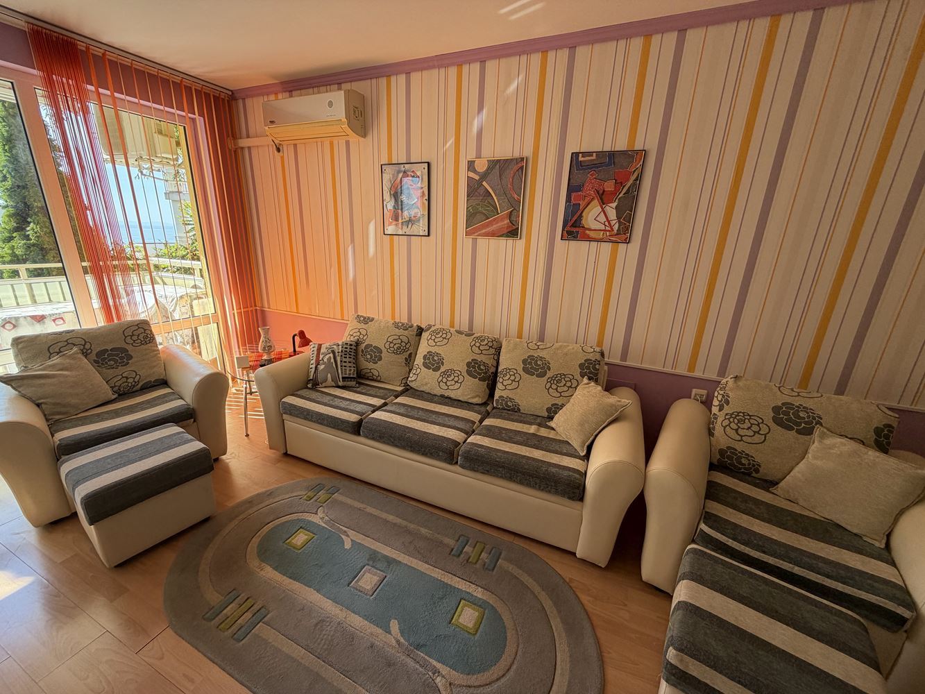Zweizimmerwohnung mit großzügiger Terrasse und Meerblick in Sveti Vlas – 300 Meter vom Strand entfernt