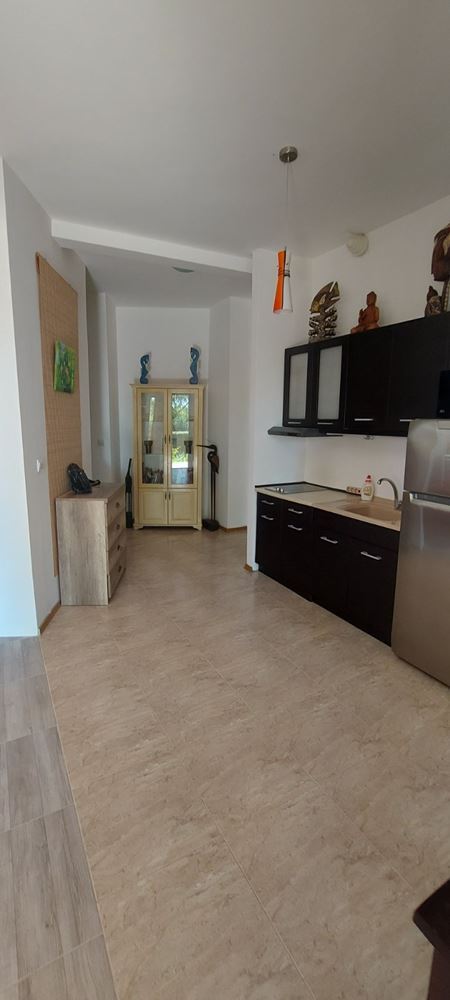 Erste Meereslinie in Aheloy – Wohnung mit einem Schlafzimmer, Panoramablick auf das Meer, eigenem Garten und hervorragenden Annehmlichkeiten