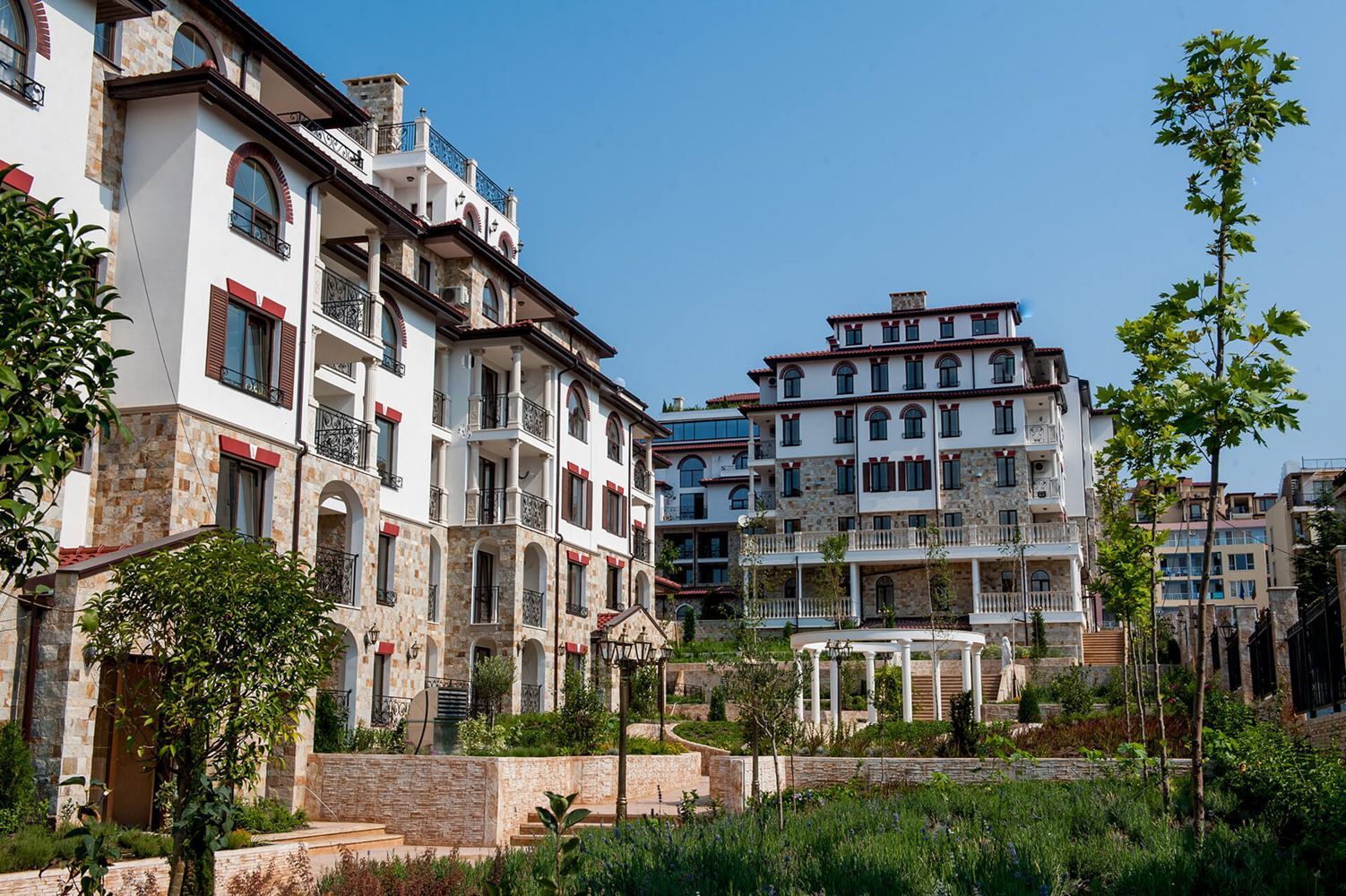 Maisonettewohnung auf drei Ebenen mit Panoramameerblick, privater Sauna und riesiger Terrasse in Sveti Vlas