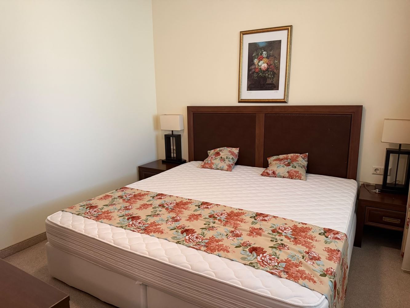 Geräumige Zweizimmerwohnung in erster Meereslinie in Pomorie