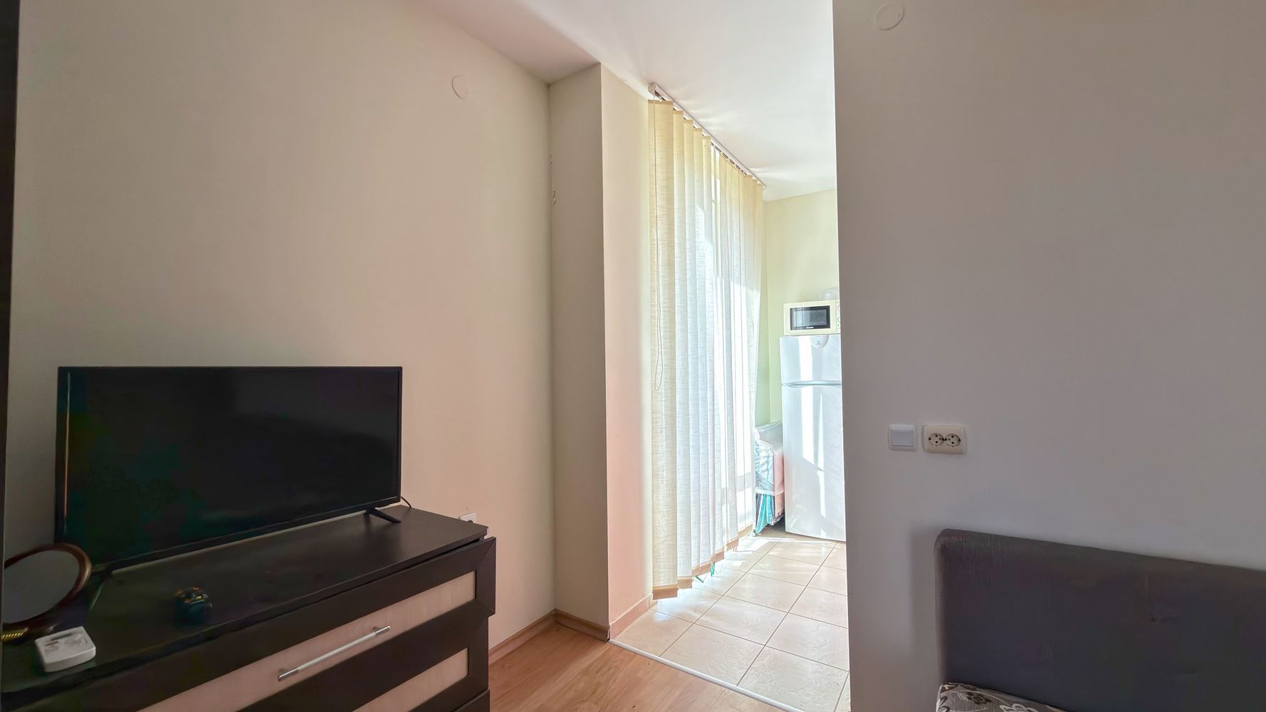 Geräumiges Studio mit Terrasse in einem modernen Komplex am Sonnenstrand – Komfort und Unterhaltung nur wenige Gehminuten vom Meer entfernt