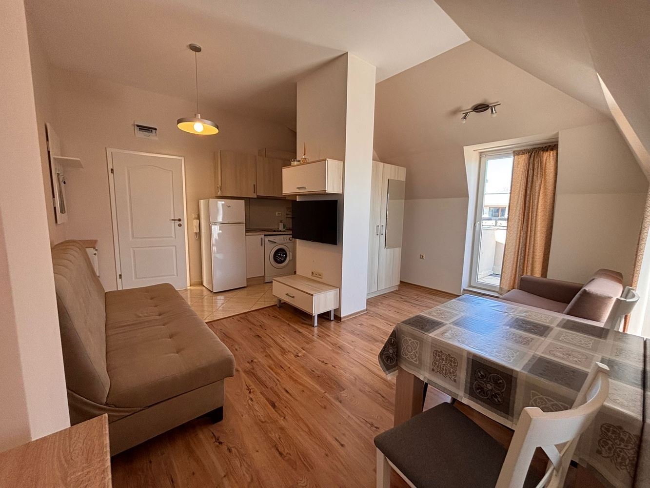 Elegantes Studio mit Panoramaterrasse in einem Luxuskomplex in Sonnenstrand