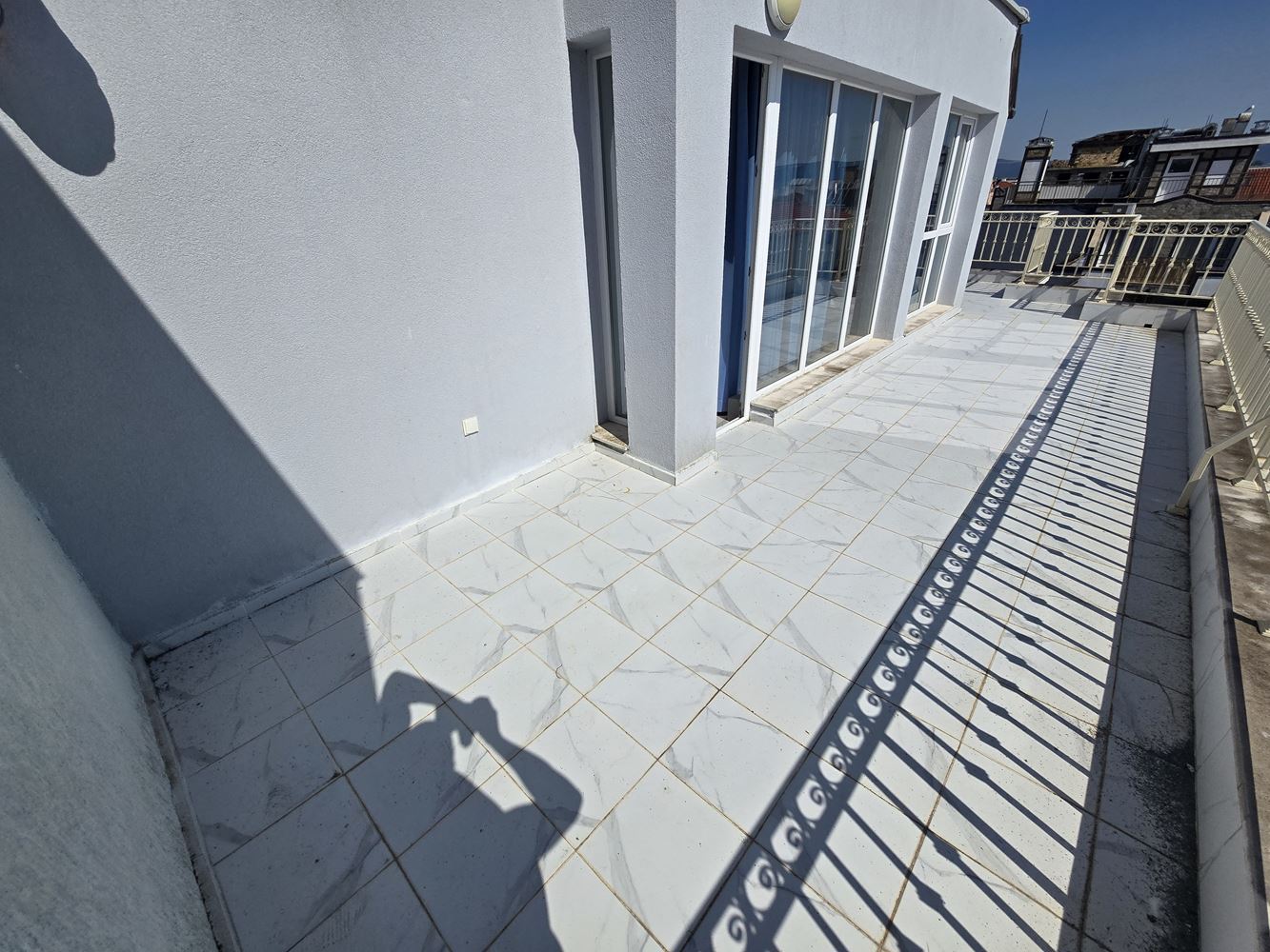 Studio mit riesiger Panoramaterrasse und herrlicher Aussicht in Nessebar, Viertel Cherno More 2 – ohne Servicegebühr