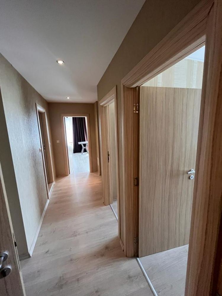 Geräumige Wohnung mit zwei Schlafzimmern und hochwertigen Annehmlichkeiten in Sonnenstrand