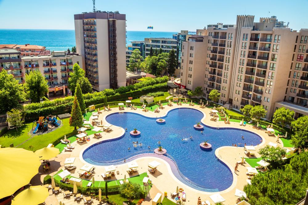 Luxuriöse Wohnung mit einem Schlafzimmer und Panoramablick auf das Meer in einer prestigeträchtigen Wohnanlage in Sonnenstrand