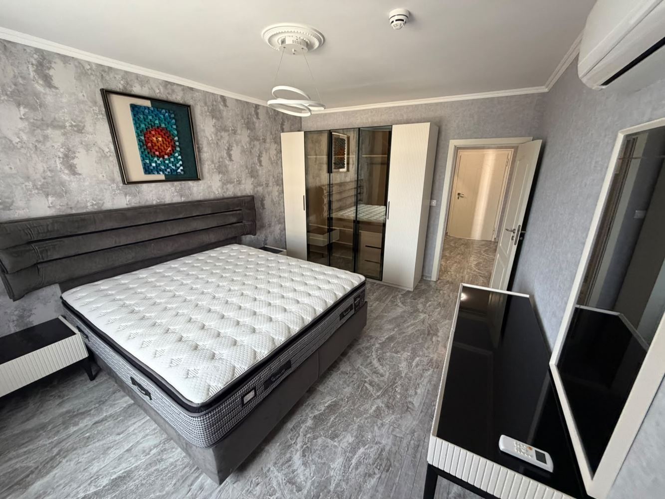 Luxuriöse Zweizimmerwohnung mit Meerblick in Nessebar – Stil und Komfort in erster Meereslinie