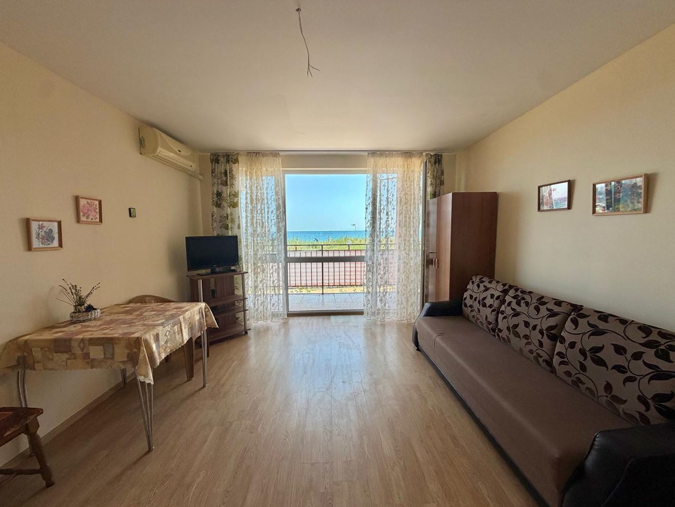 Möbliertes Studio mit Panoramablick auf das Meer in Ravda, nur 50 Meter vom Meer entfernt