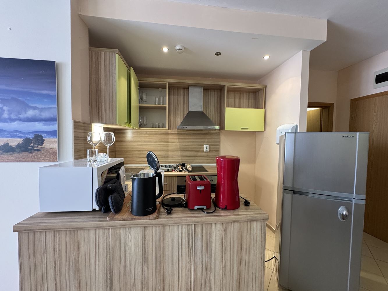 Geräumige 3-Zimmer-Wohnung in erster Meereslinie in Sveti Vlas – Meer- und Poolblick