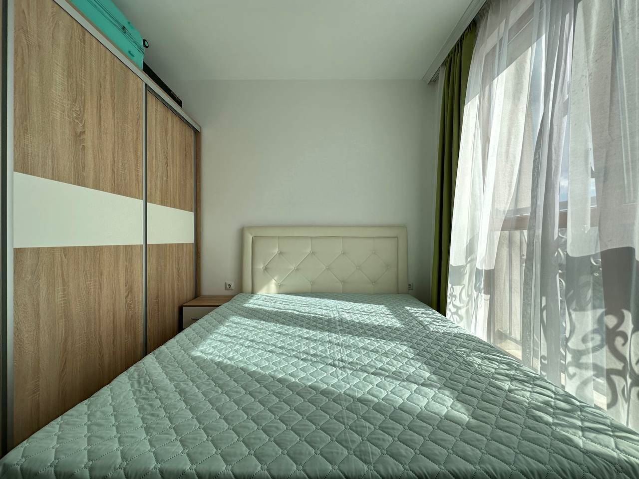 Drei-Zimmer-Wohnung in einem Elite-Komplex in Sunny Beach – moderner Luxus, Komfort und Meeresatmosphäre