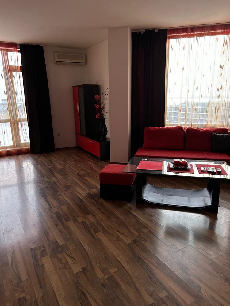 Geräumige Wohnung mit zwei Schlafzimmern und Panoramameerblick in Sveti Vlas