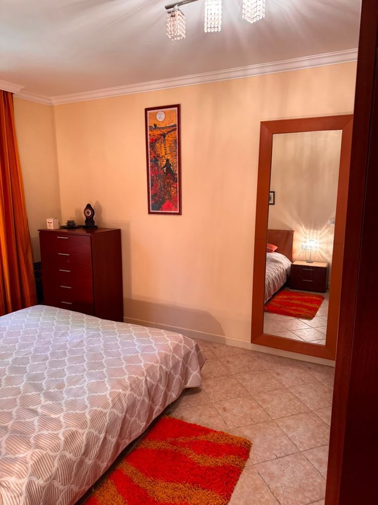 Drei-Zimmer-Wohnung mit Meerblick zwischen Pinien – Luxus und Ruhe in erster Meereslinie in Sozopol