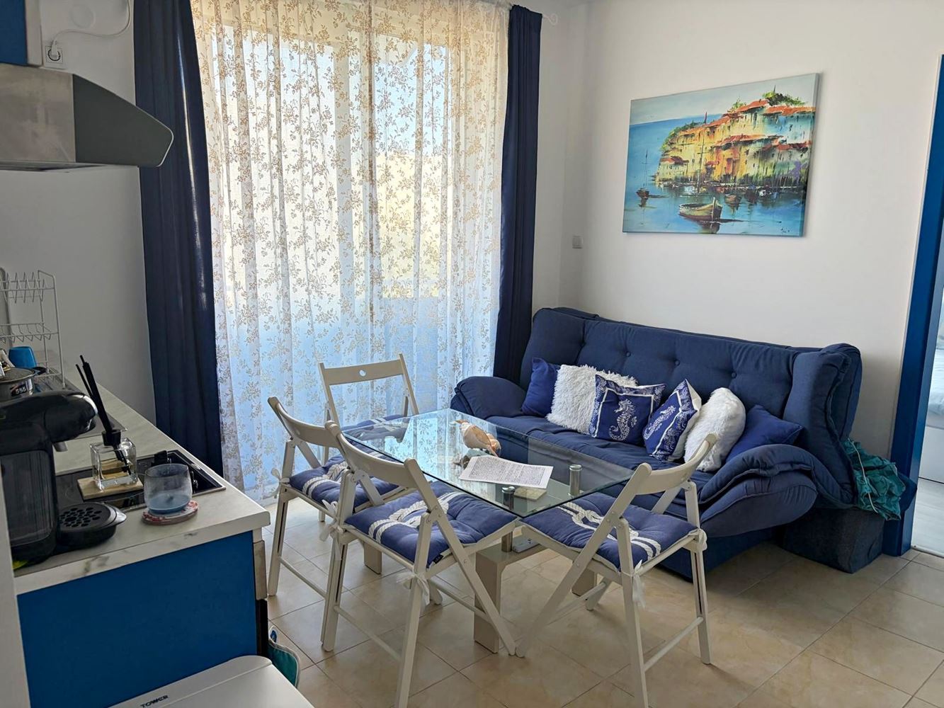 Stilvolle und vollständig renovierte Zweizimmerwohnung in Sonnenstrand – bezugsfertig