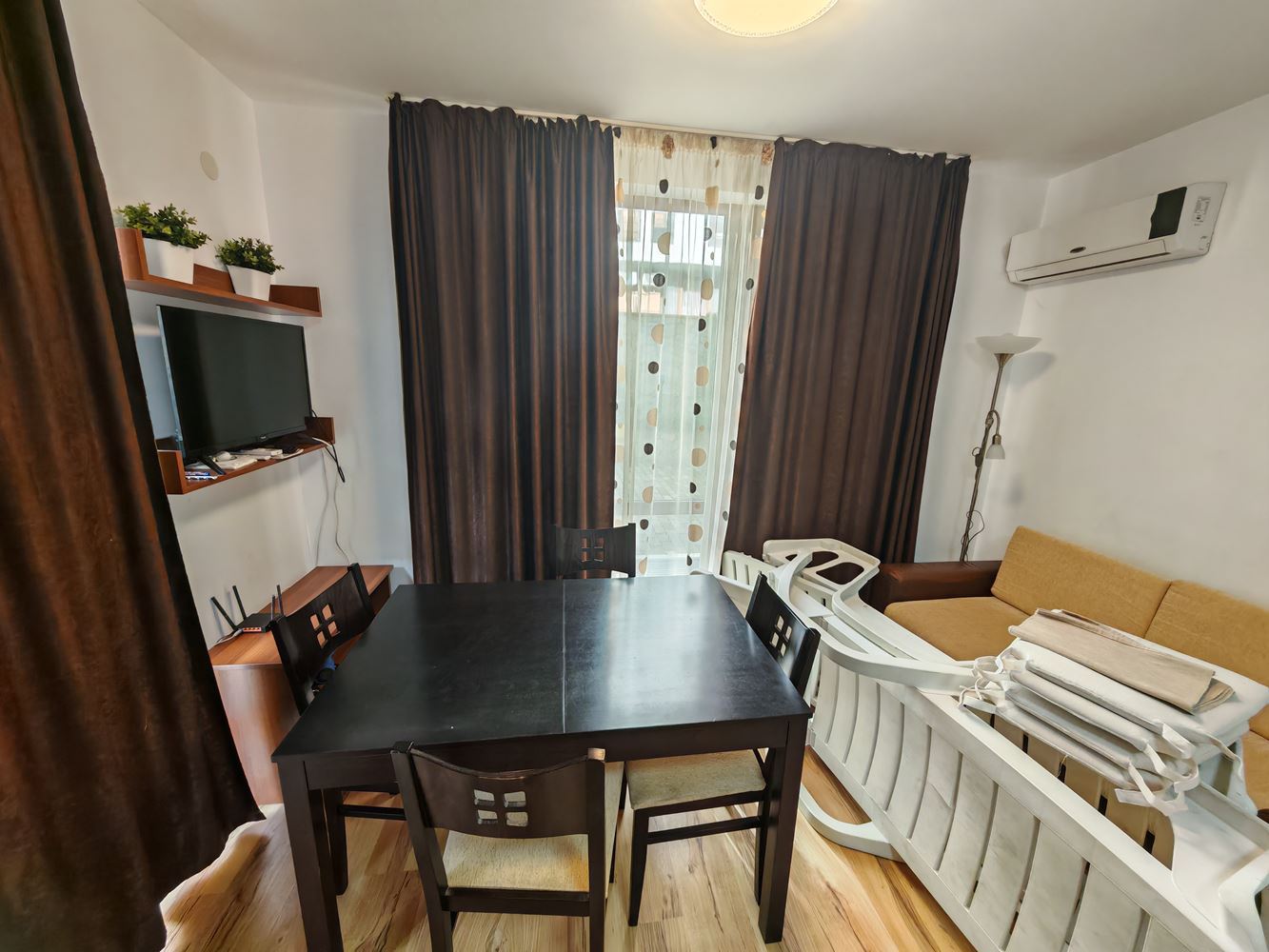 Zwei-Zimmer-Wohnung mit zwei Schlafzimmern in Sveti Vlas mit hervorragenden Annehmlichkeiten in einer geschlossenen Wohnanlage