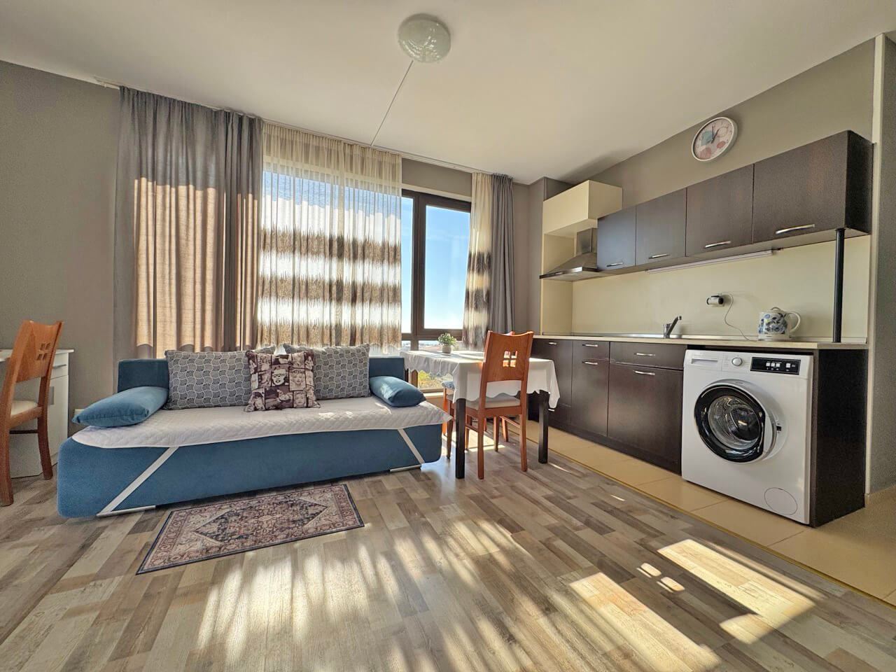 2-Zimmer-Wohnung mit Meerblick in Sveti Vlas – Luxus, Pools und SPA-Einrichtungen das ganze Jahr über