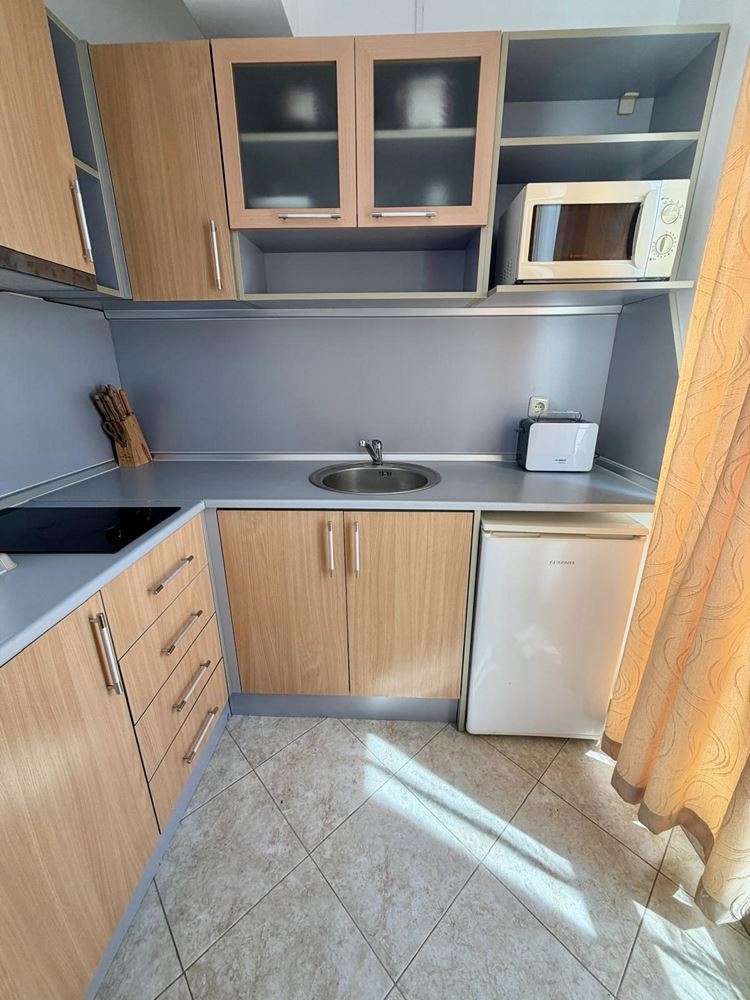 Geräumiges und komplett möbliertes Studio in einem modernen Komplex in Sonnenstrand – ausgezeichnete Immobilie zum Wohnen, Urlaub und als Investition