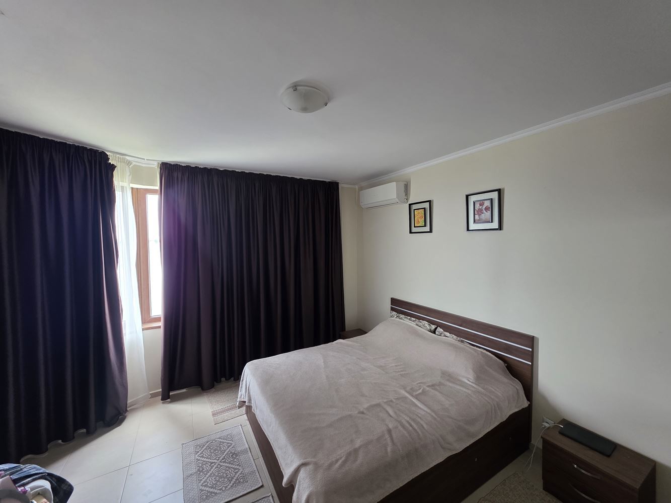 Zweizimmerwohnung in erster Meereslinie mit frontalem Meerblick in Nessebar
