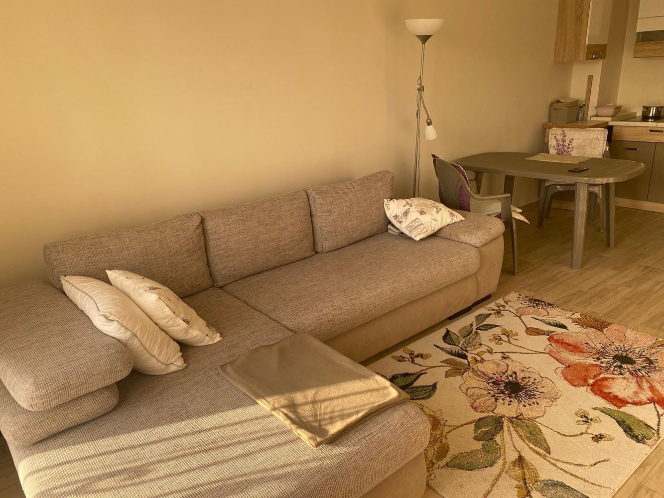 Wunderschöne Wohnung mit einem Schlafzimmer in Ravda mit Pools und hervorragenden Annehmlichkeiten – ideal für Urlaub und Investition
