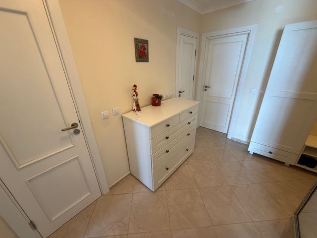 Frontale Meerespanorama in erster Meereslinie – 3-Zimmer-Wohnung in Sveti Vlas mit außergewöhnlicher Lage
