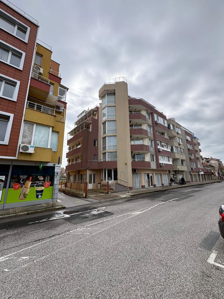 Möbliertes Studio in Pomorie – ausgezeichnete Lage, 400 m vom Meer und Stadtzentrum entfernt