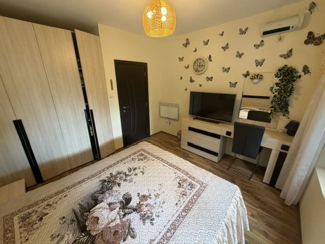 Großzügiges Apartment mit drei Schlafzimmern in Meeresnähe und mit hervorragender Infrastruktur innerhalb der Anlage