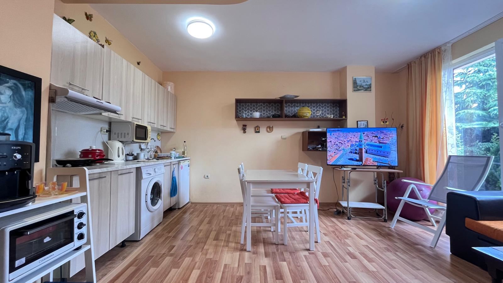 Gemütliche Zweizimmerwohnung mit direktem Gartenzugang im Herzen von Ravda