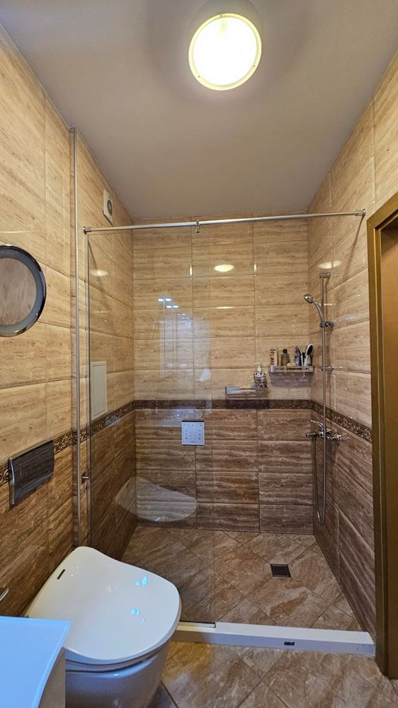 Geräumiges Penthouse mit Panoramaterrasse und Sauna in einer modernen Wohnanlage in Sonnenstrand