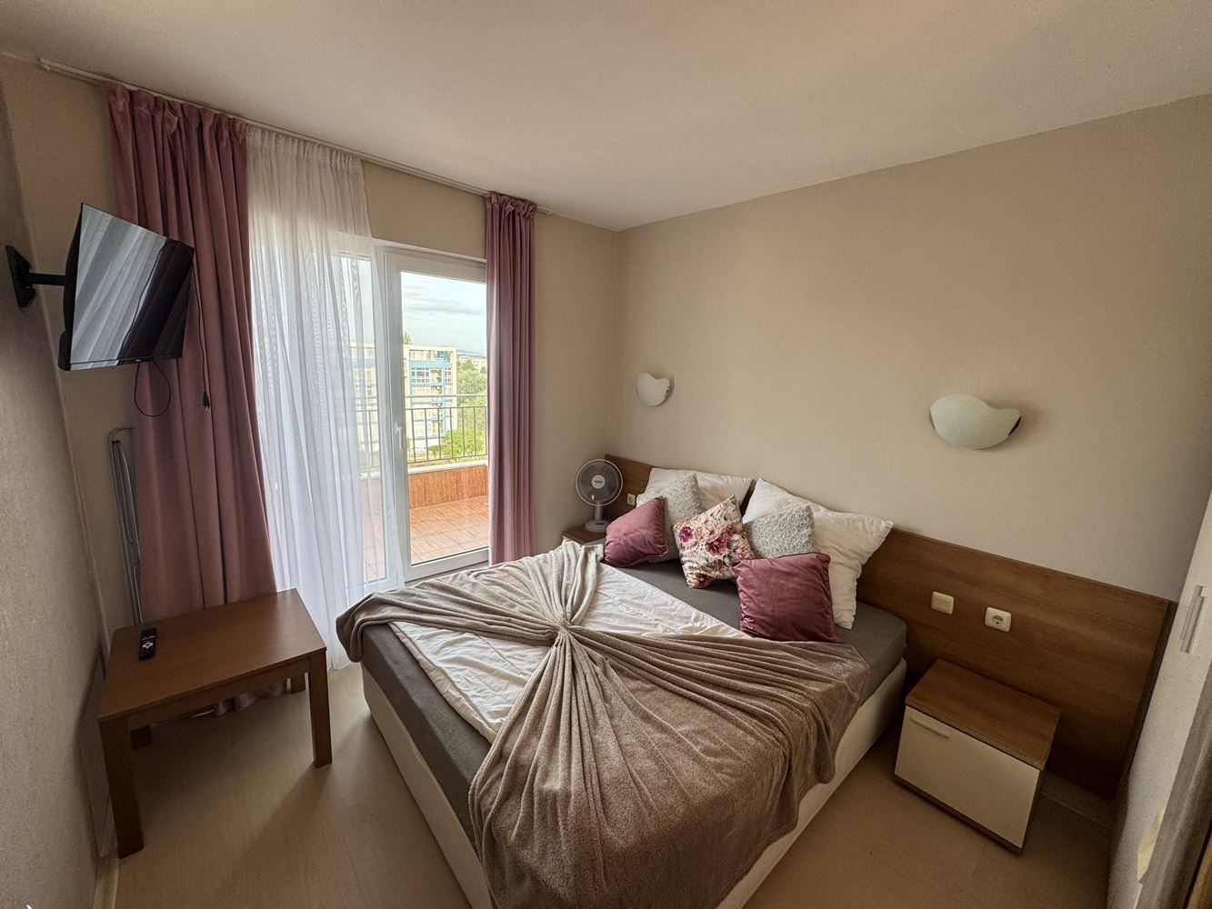 Wohnung mit einem Schlafzimmer und Panoramablick im Herzen von Sonnenstrand